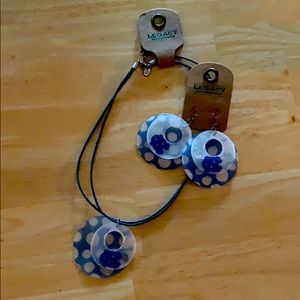 UNC Tar Heels necklace and earrings set